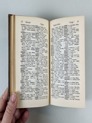 Hossfeld's New Pocket Dictionary of the English and Swedish Languages